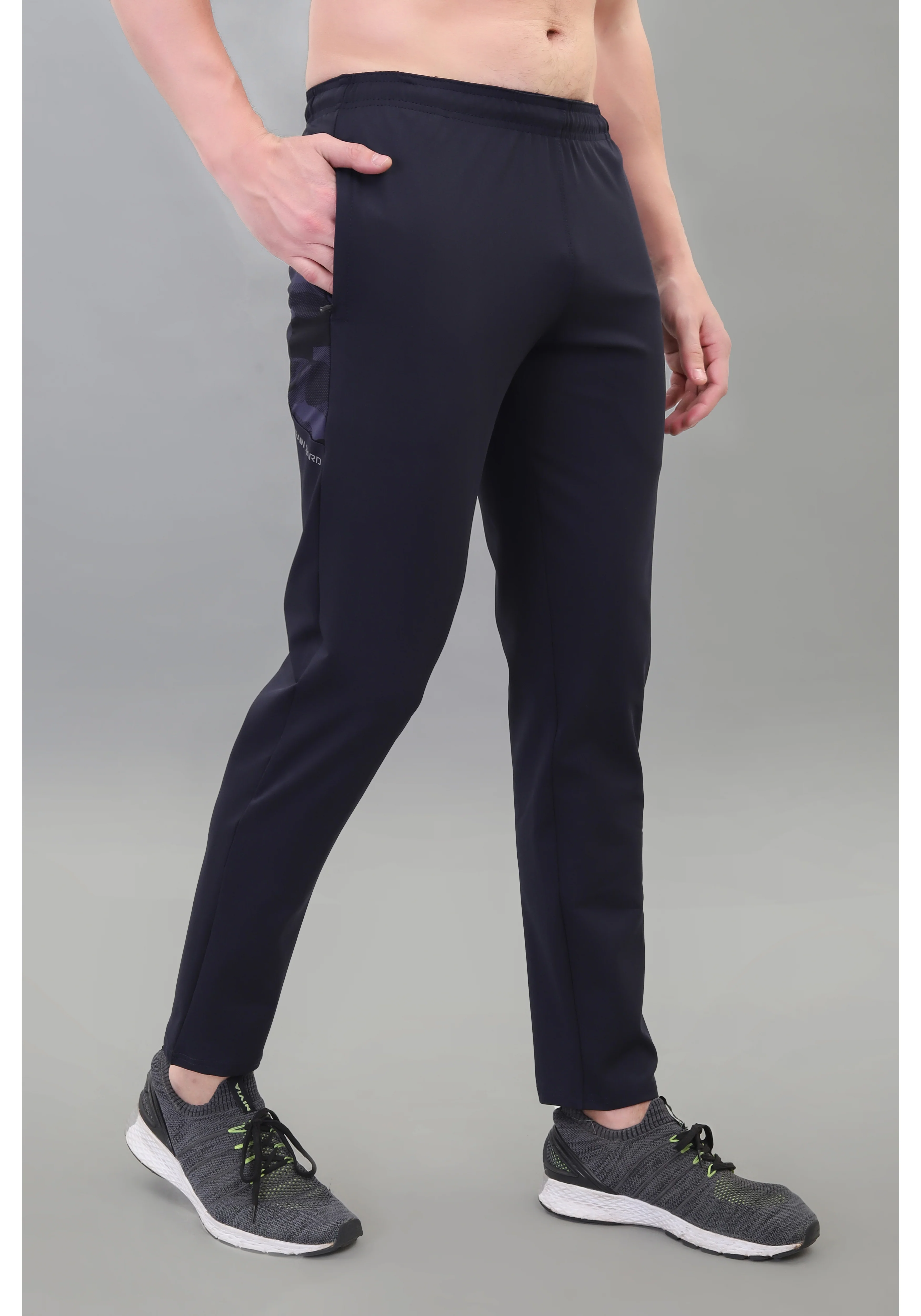 Ethan Men Sid Panel Track Pants - Image 31